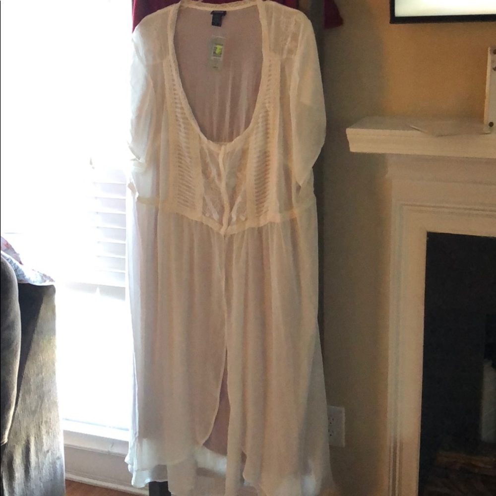 NWT Torrid chiffon tunic